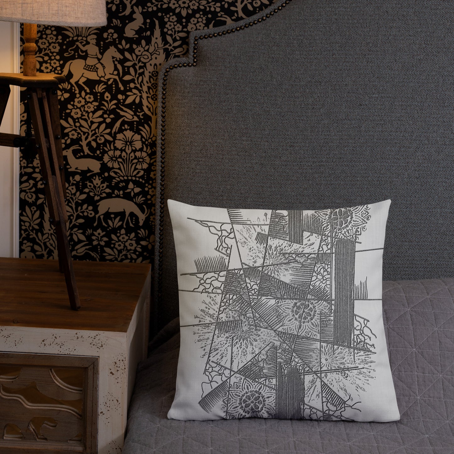 Minimalist POD pillow with abstract design. Perfect for Scandinavian interiors.